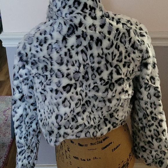 HARTSTRINGS GIRLS COAT - Picture 2 of 3